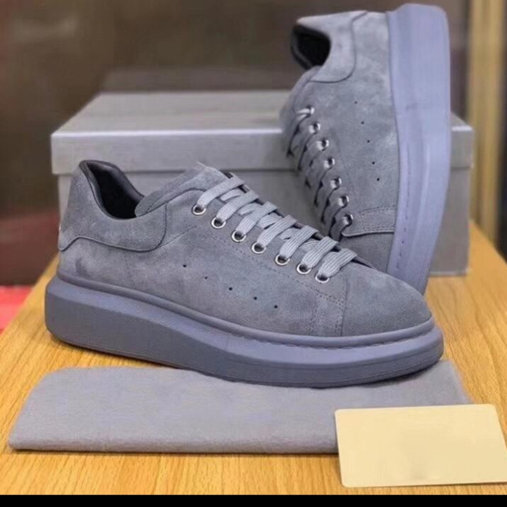 These are alexander McQueen's for 500 .....